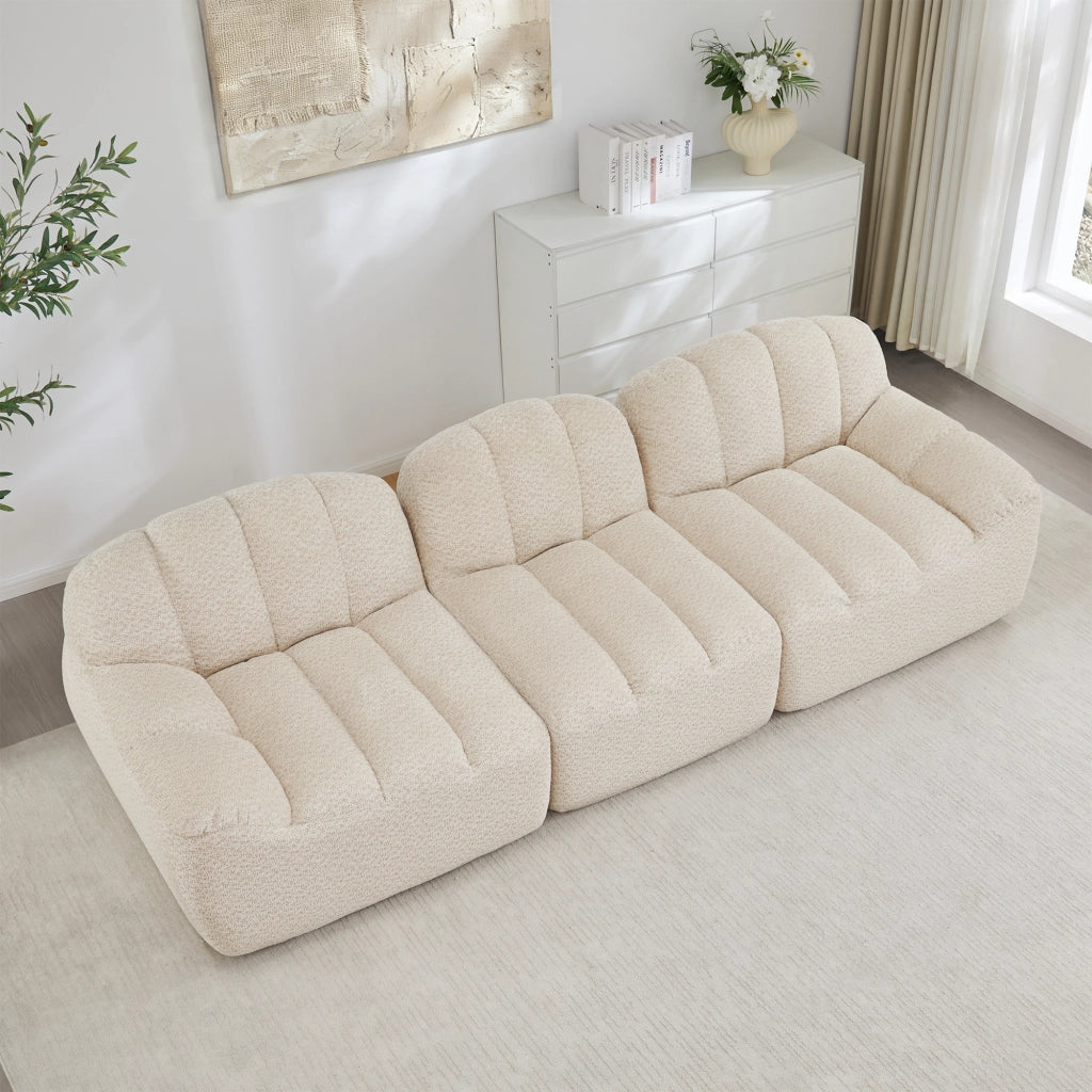 Divano modulare senza struttura con schiuma 32D; seduta ampia; in pile granulato; beige bianco