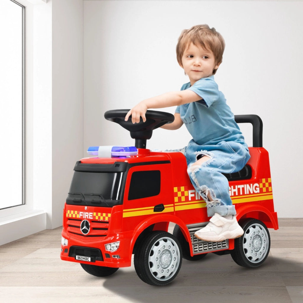 Camion dei pompieri Mercedes Benz per bambini con spazio nascosto, Macchinina a spinta e cavalcabile Rosso-Macchinine giocattoli