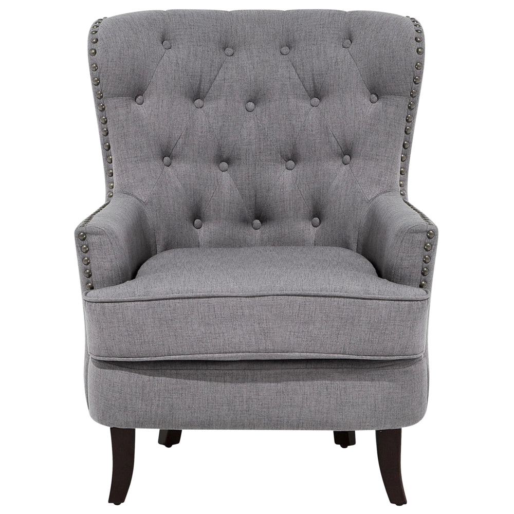 Poltrona Wingback Pulsante grigio chiaro Schienale capitonné Gambe nere Rifiniture a testa chiodata Elegante soggiorno in stile Chesterfield