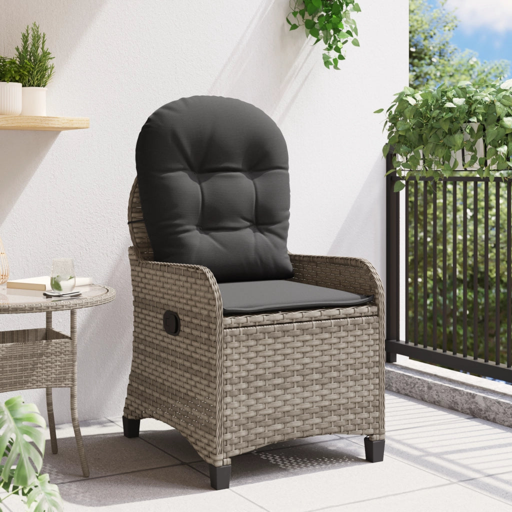 Poltrona Relax con Cuscino Grigio in Rattan Plastificato
