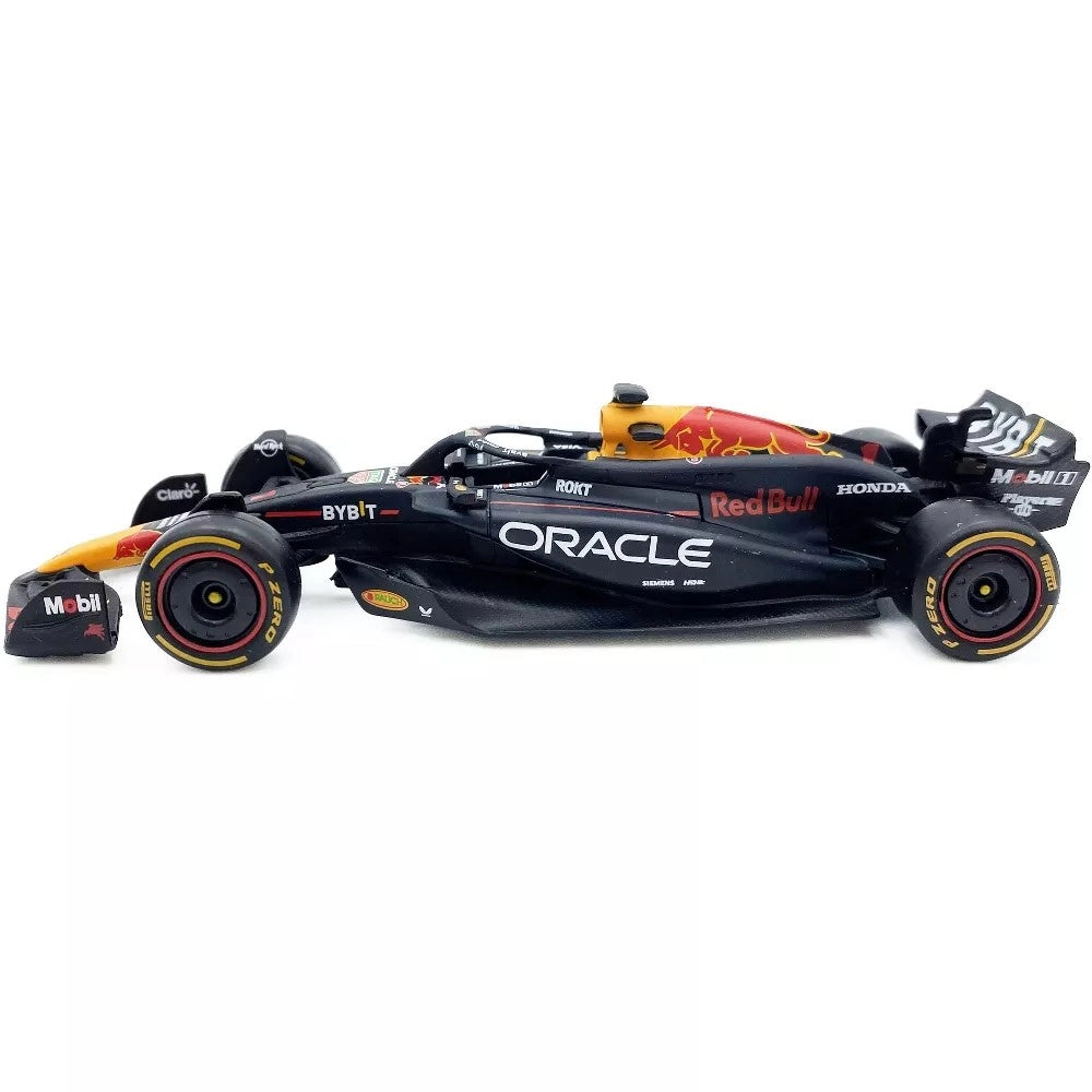 Oracle Redbull Racing RB20 Bahrain GP Livery, Modellino in plastica 1:24, Bburago,Eta 3+