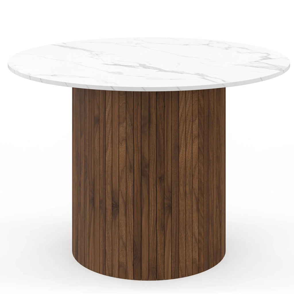 IDMarket - Tavolo da pranzo rotondo per 6 persone JULIETTE con gamba centrale a doghe in noce e piano in marmo bianco ALASKA 110 cm
