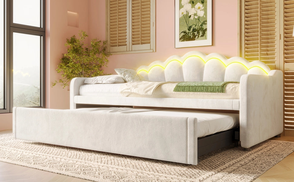 Divano letto estraibile con letto a scomparsa e striscia LED multicolore, testiera ondulata in velluto e MDF beige