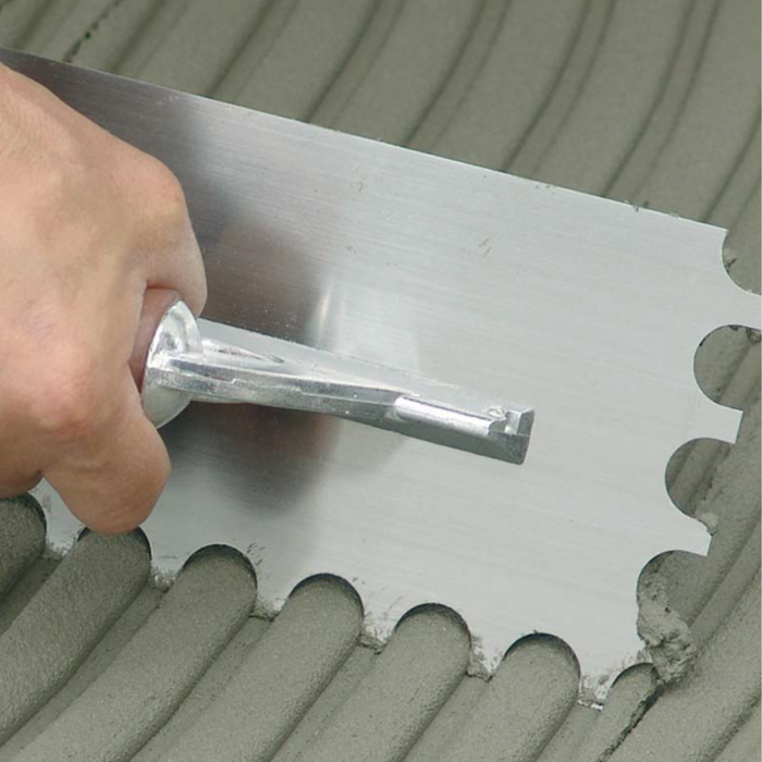 Spatola frattone dente inclinato 28x13 cm acciaio inossidabile antiruggine