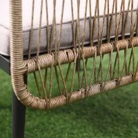 Set salotto da giardino da 4 pezzi con divano a 2 posti, 2 poltrone e 1 tavolino in vetro temperato, 8 cuscini, metallo e resina intrecciata, beige