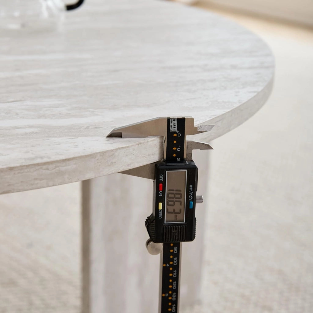 GrandCA HOME Set di Tavolini da Caffè da 2 Pezzi, Tavolino Moderno Nordico a Tre Gambe, Materiale MDF, per Soggiorno, Camera da Letto (Travertino Grigio)