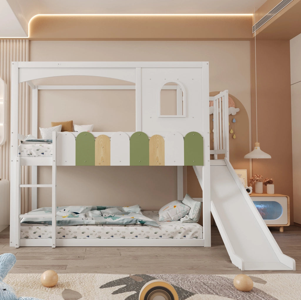 Letto a castello per bambini 90x200 cm con scivolo; casetta e finestra; bianco