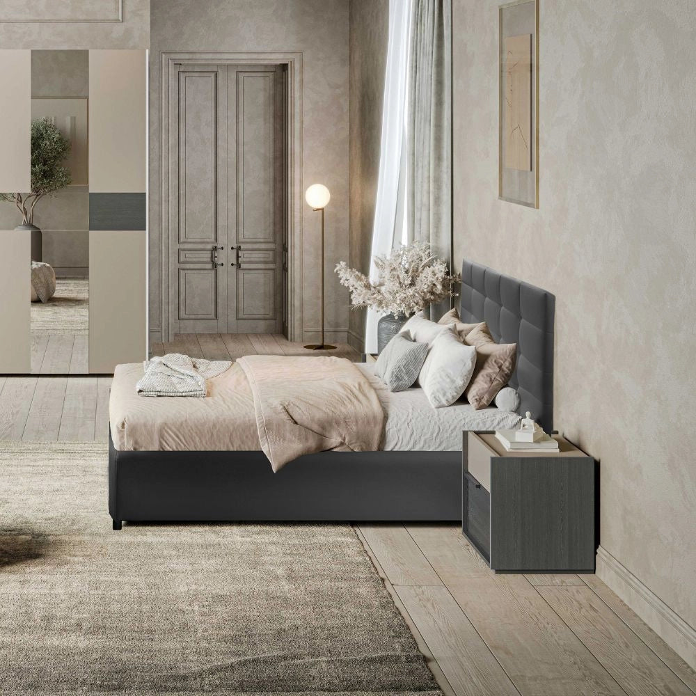 Camera da letto Tania grigio e talco armadio scorrevole con specchi e letto contenitore Napoli
