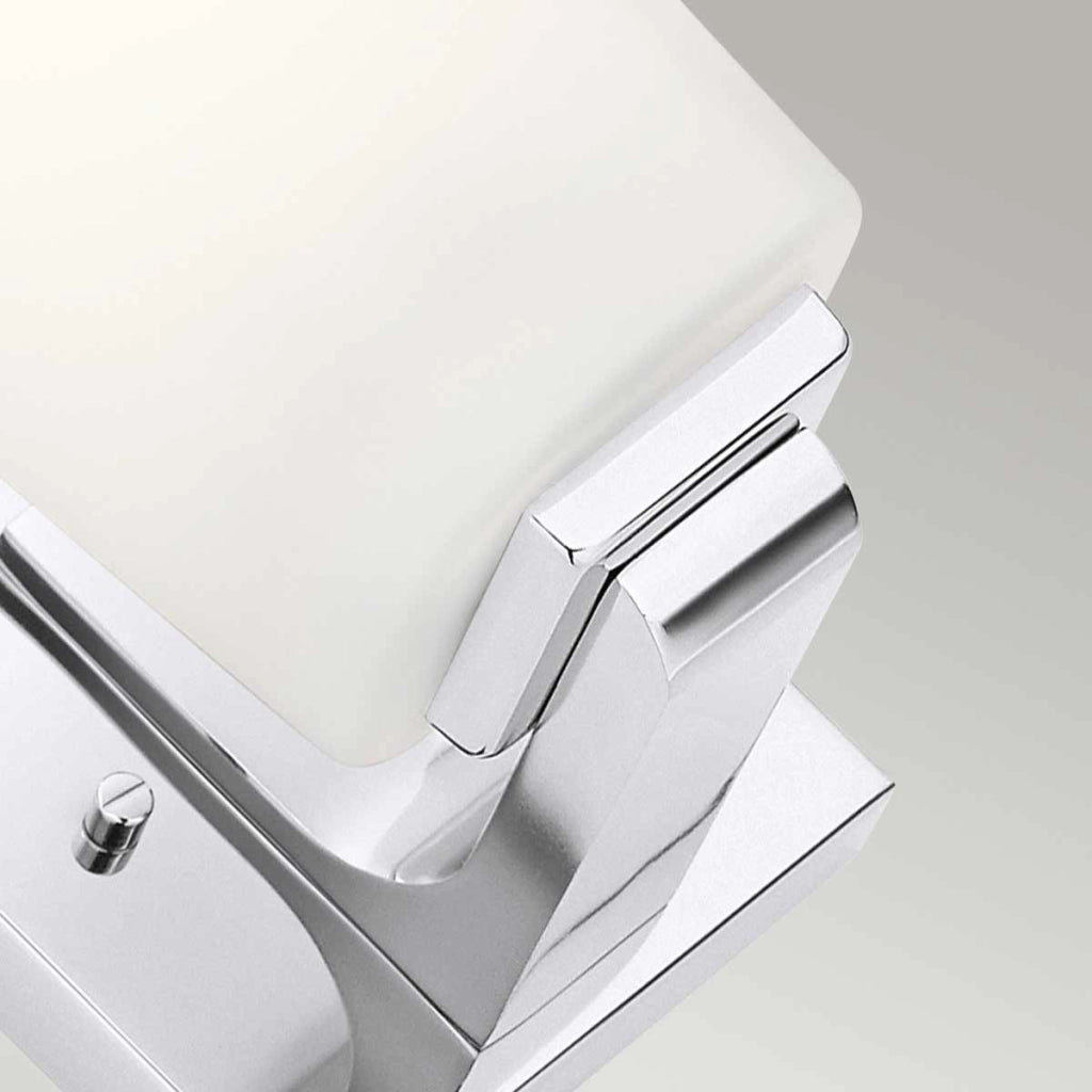 Applique bagno Roehm cromo, vetro opale, G9 3W Kichler
