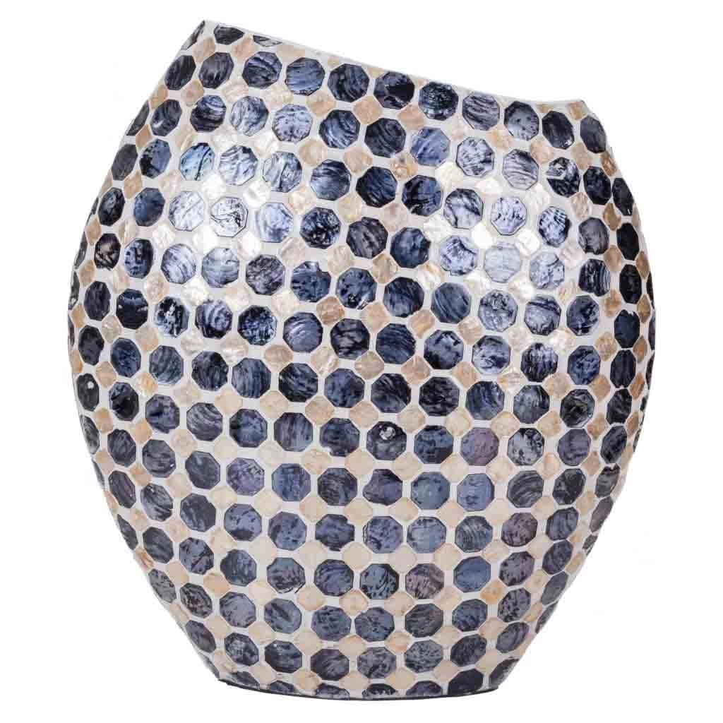 Vaso in pasta di carta rifinito in capiz nero 33x14,5x35h