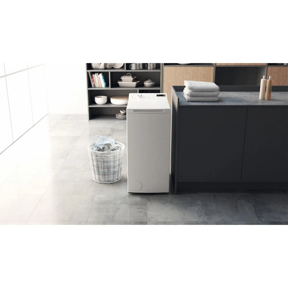 Hotpoint WMTF624UIT Lavatrice Carica dall'Alto Slim 6 Kg 1200 rpm Classe C Anti Macchia 16 programmi (90x40x60 cm) colore Bianco