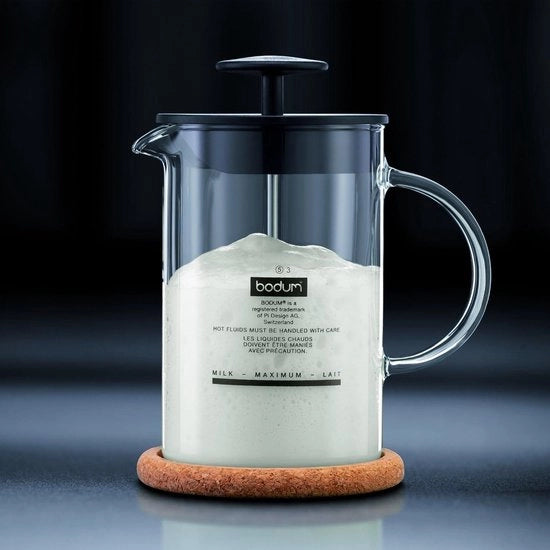 Frusta per latte e cappuccino in acciaio inossidabile