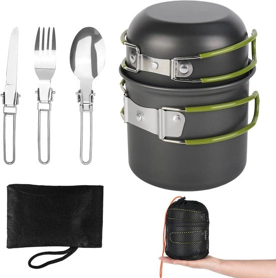 Impianto da campeggio con pentola in alluminio per cucinare all'aperto e picnic