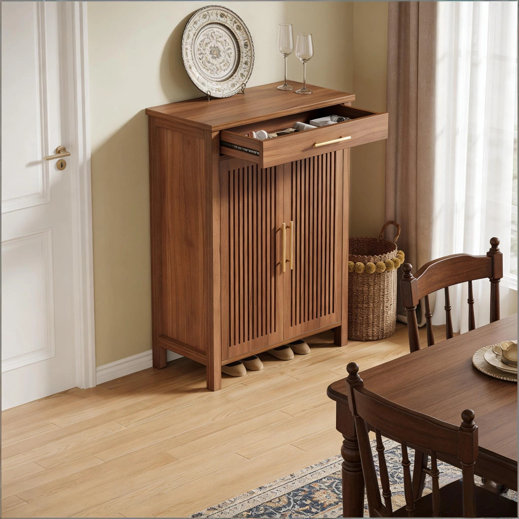 Scarpiera con 2 ante a lamelle, 1 cassetto e 5 ripiani, per ingresso, in MDF e metallo, marrone, 119,5 × 44 × 26 cm