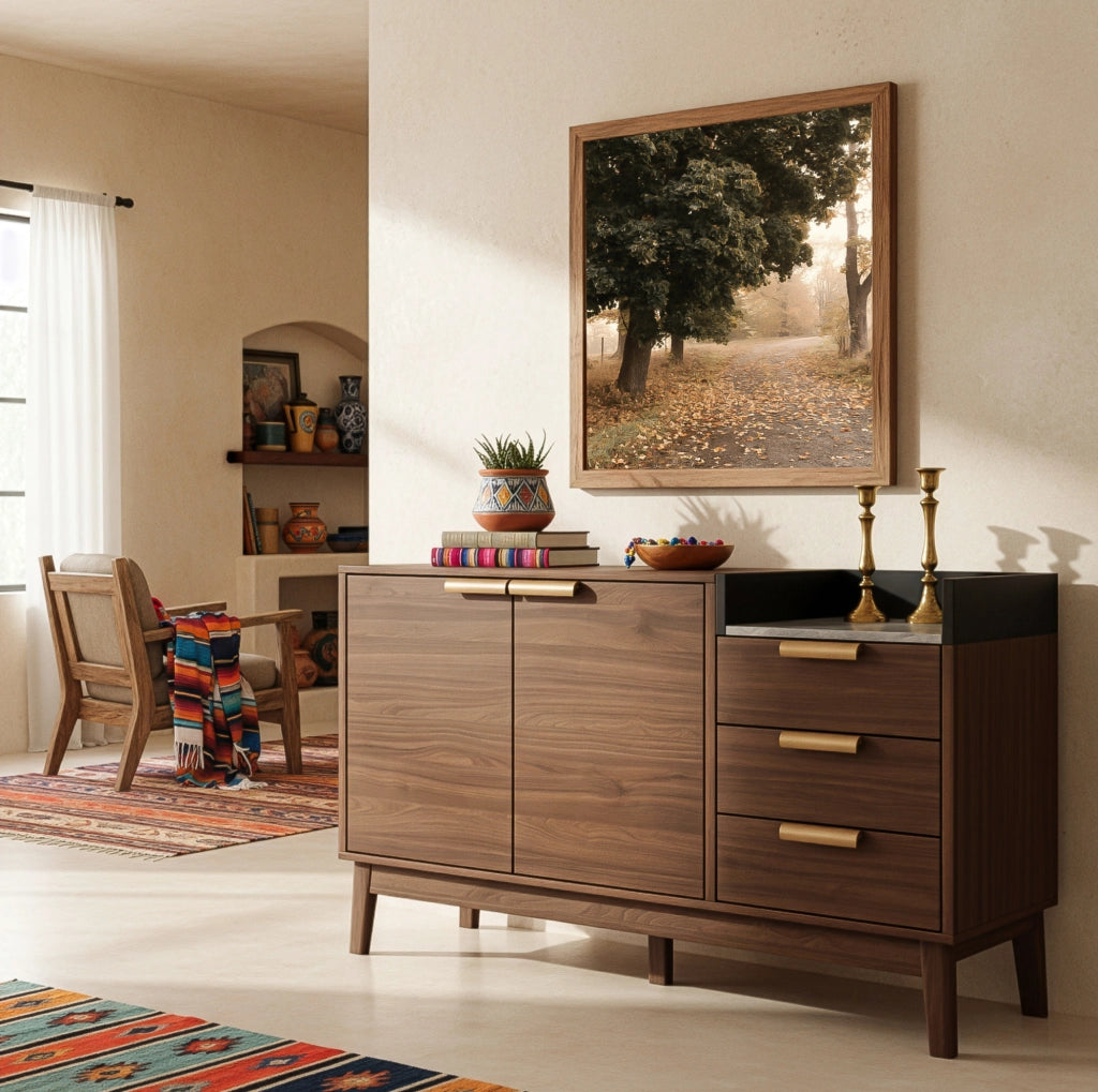 Credenza moderna rovere scuro con piano effetto marmo, 3 cassetti e ripiani regolabili