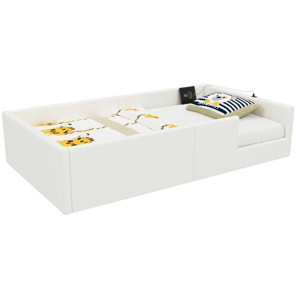 Letto a piattaforma 90x200 cm con sponde imbottite e stazione di ricarica USB/Type-C; bianco