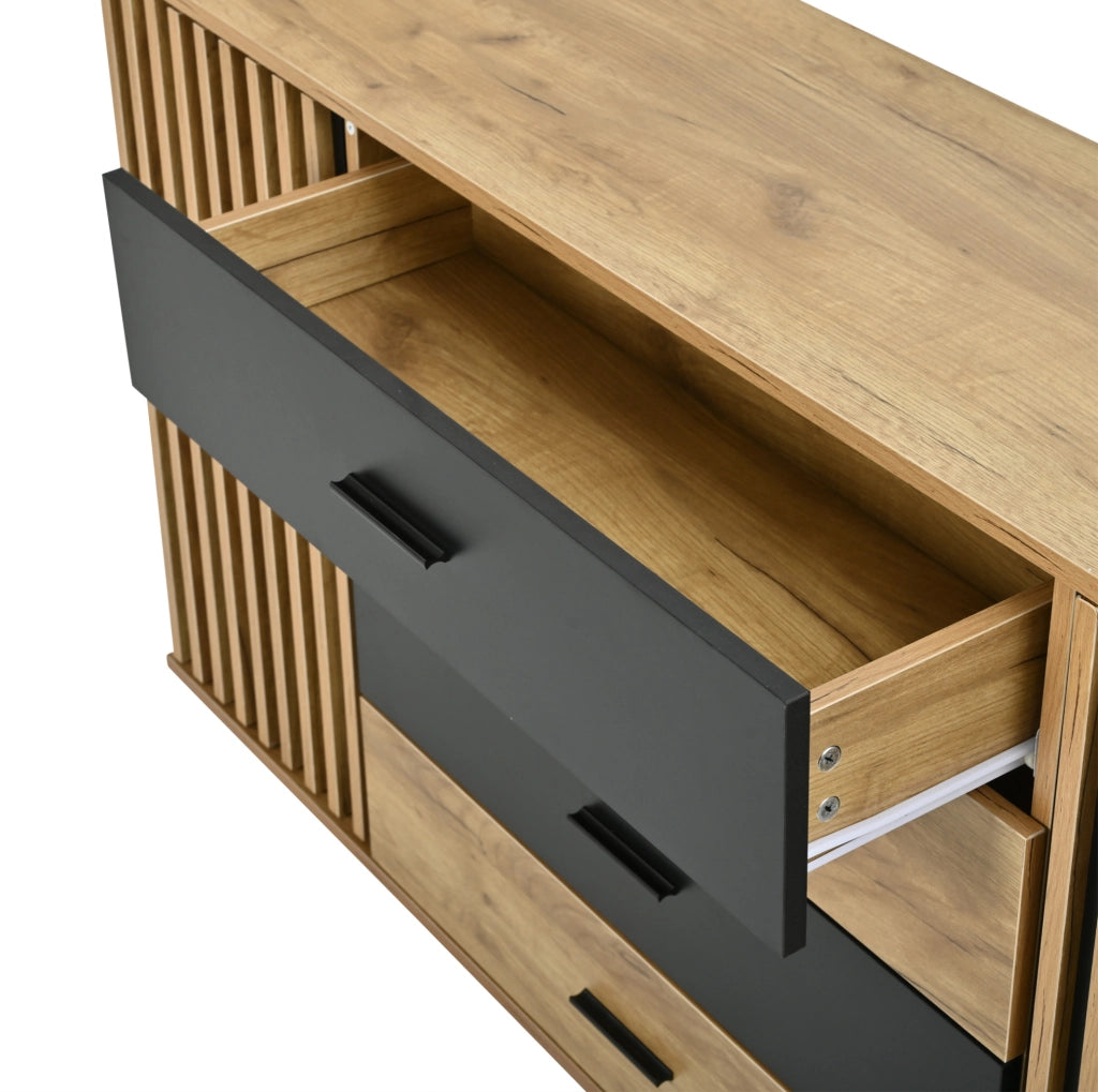 Madia 140 cm in MDF con 4 cassetti e 2 ante