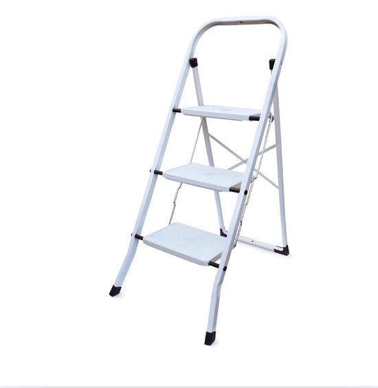 Ladder a 3 gradini con piedini antiscivolo Ladder pieghevole con piedini antiscivolo Ladder a 3 gradini con piedini antiscivolo in acciaio