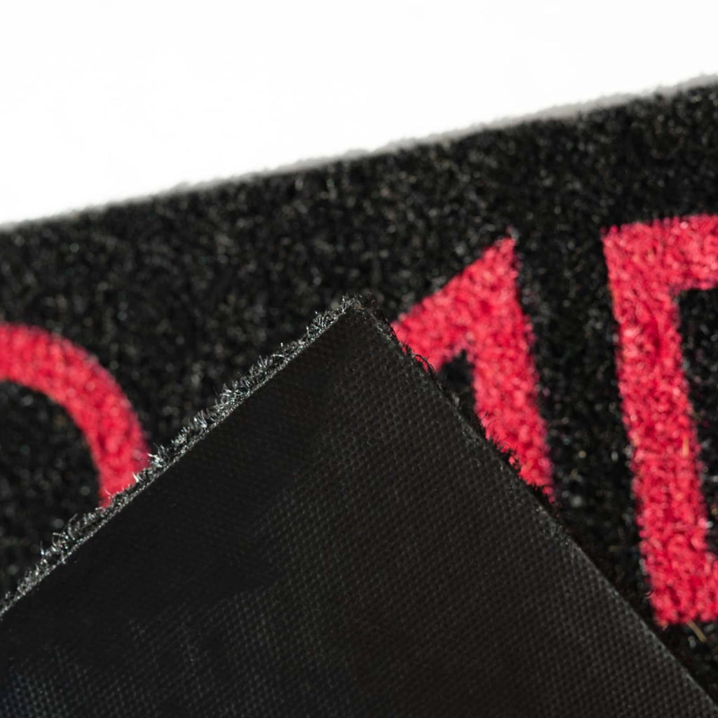 Zerbino Decorativo con Motivo Squid Game 40x60cm Antiscivolo Nero / Rosso Inny