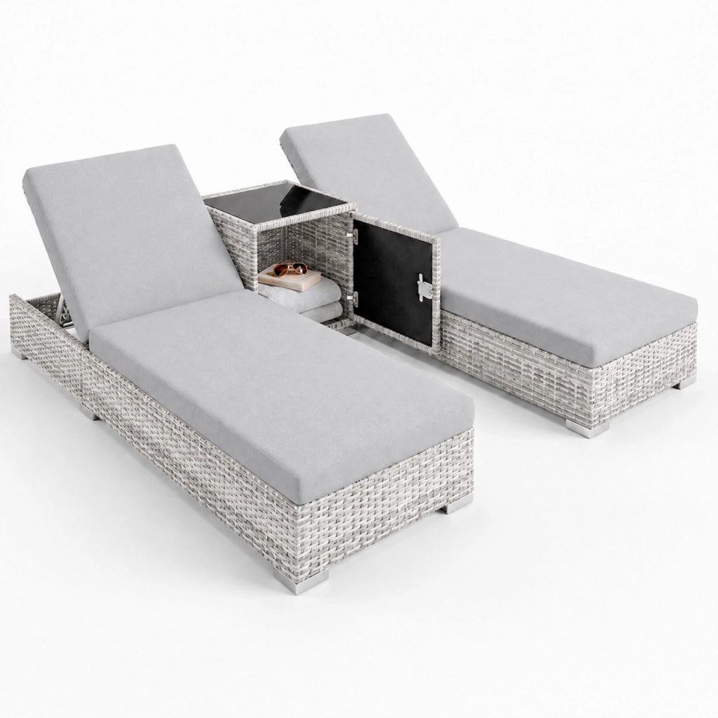 Set 2 Sdraio Prendisole in Polyrattan con Tavolino Contenitore e Cuscini Schienale Reclinabile 5 Posizioni Arredo Giardino Piscina 184x60x21 Cm Grigio Chiaro