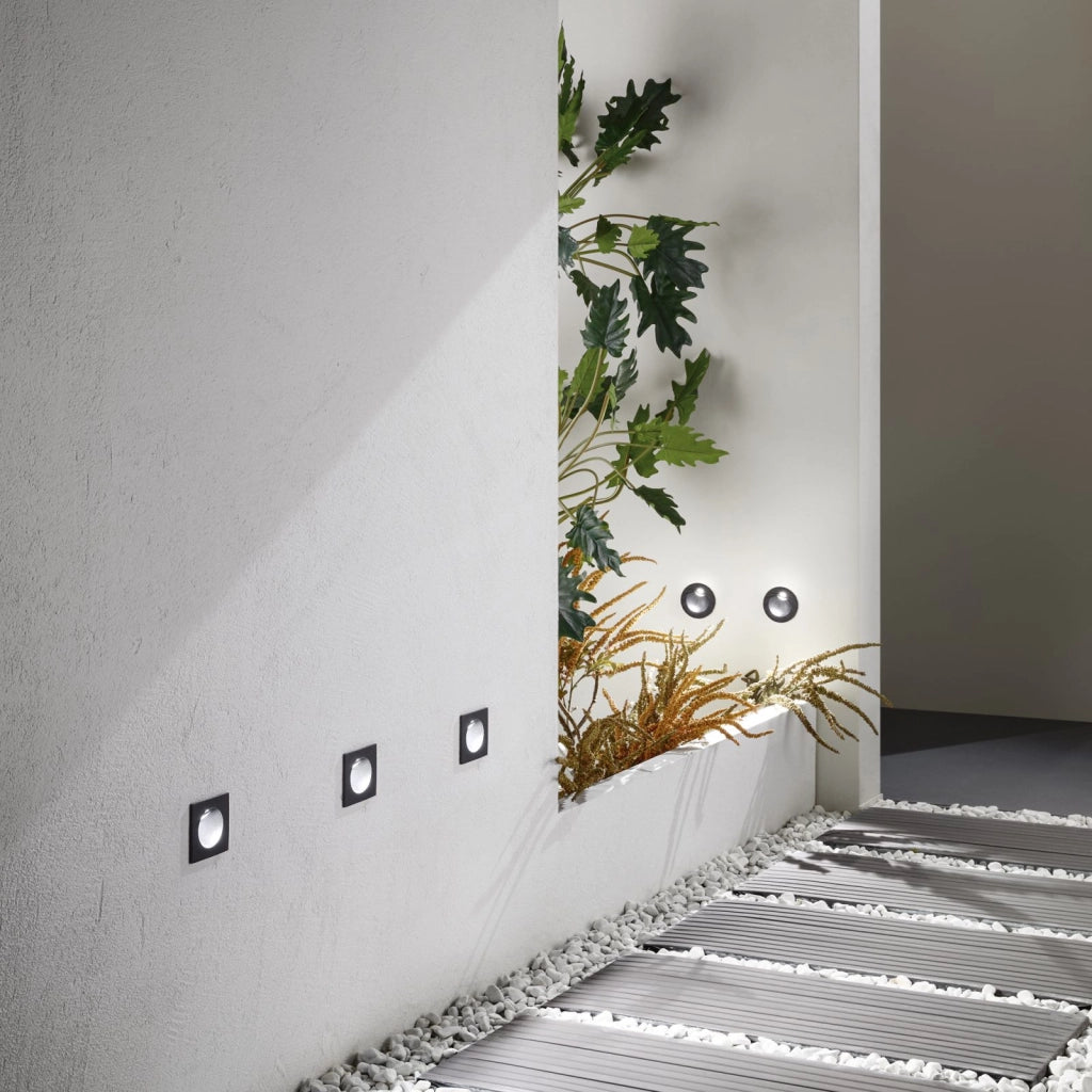 SEGNAPASSI LED ONYX NERO QUADRATO 3W 430LM 3000K IP54 7,4X7,4X4,8CM