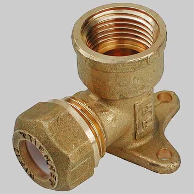 RACCORDO A GOMITO CON FLANGIA 3 FORI CON OGIVA P.T.E.F.  12 1/2 x 1/2     TIEMME