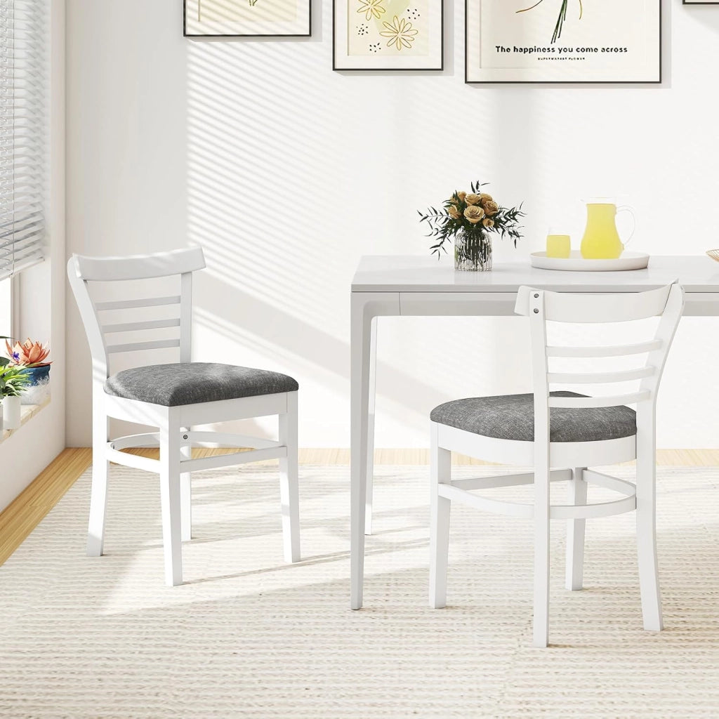 Set di 2 Sedie da Pranzo, Sedie da Cucina Senza Braccioli Rivestite in Finta Pelle con Gambe in Legno di Gomma, Seduta Imbottita e Schienale Curvo, per Soggiorno e Ristorante (Bianco)