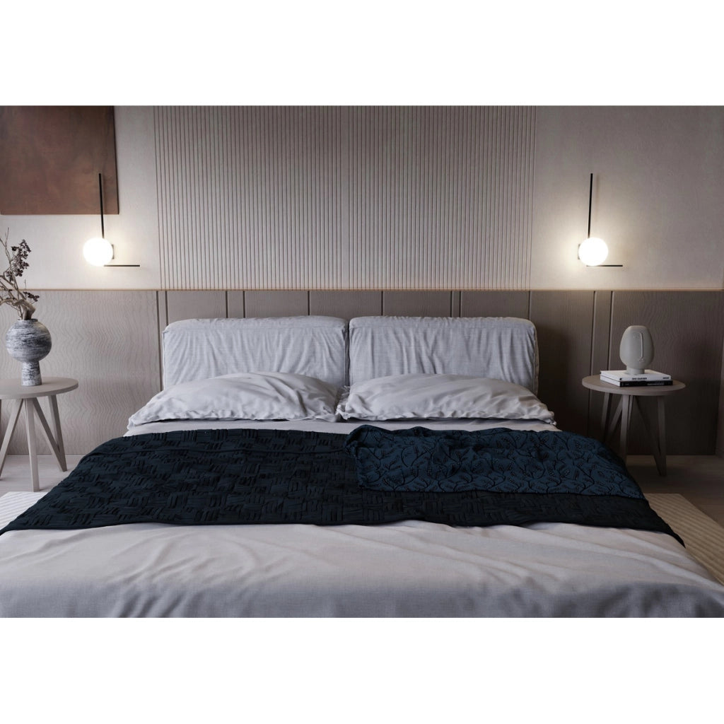 Lampada da soffitto IMAGO in acciaio nero e vetro opalino
