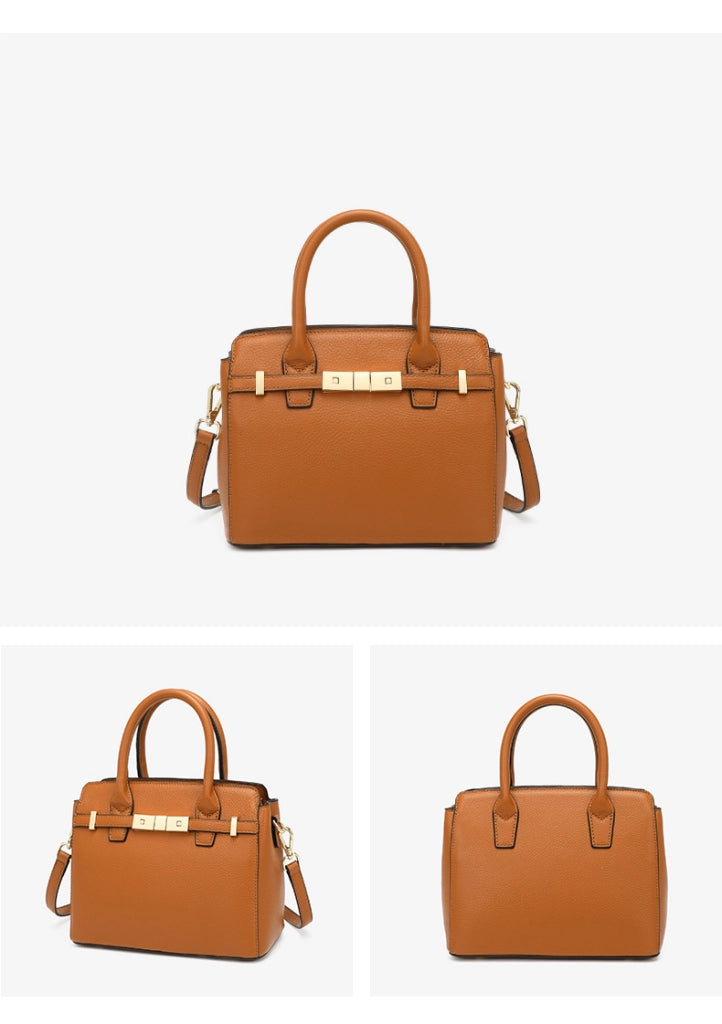 Borsa a tracolla da donna in vera pelle, colore marrone.