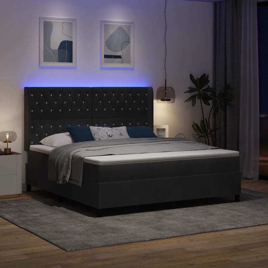 Letto con Box Springs LED e Materasso Nero 180 x 200 cm Velluto 3343828