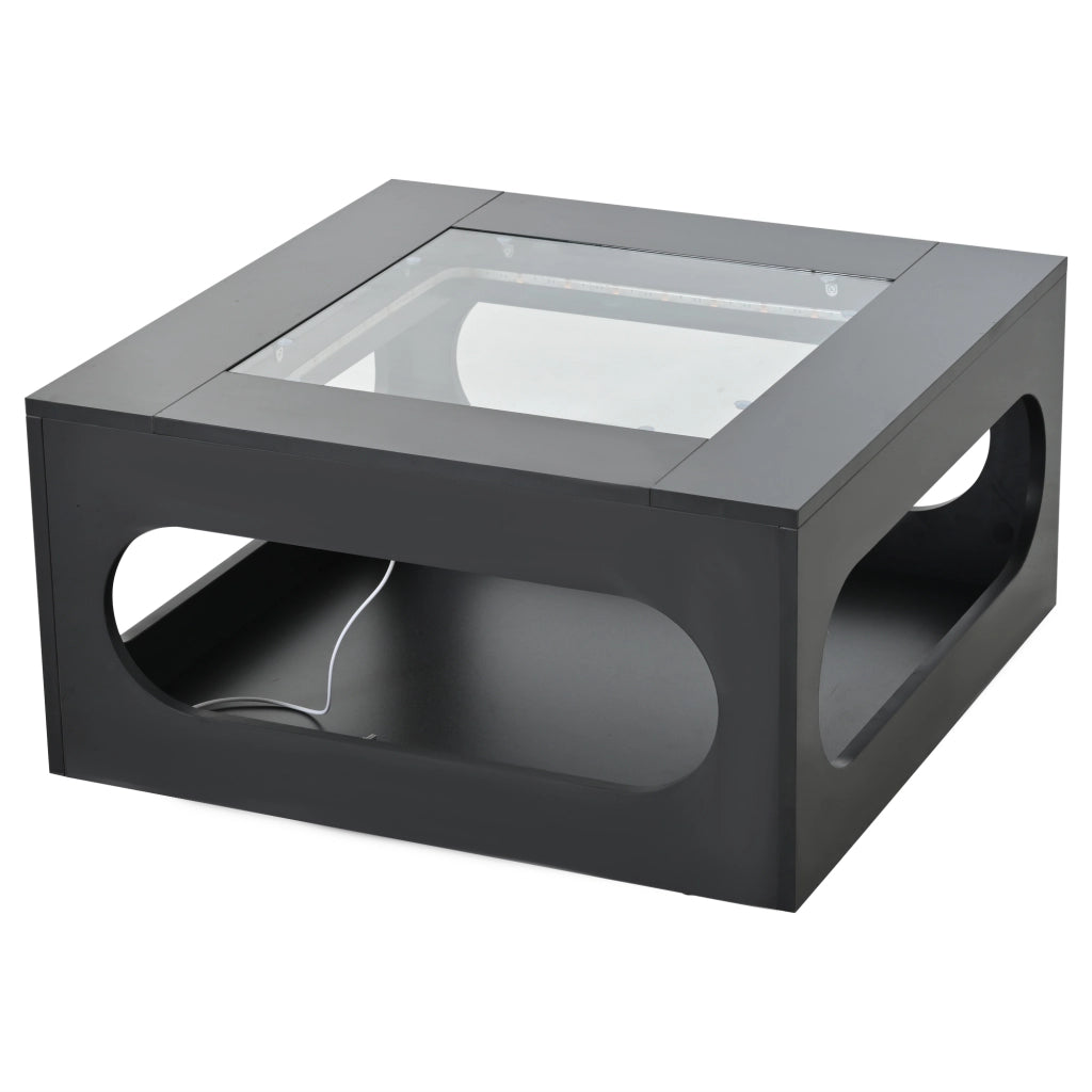 Tavolino da salotto 70x70x35 cm; design traforato con vetro temperato e LED; MDF nero