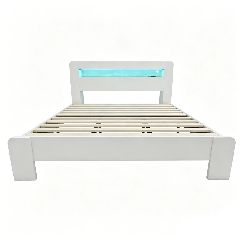 Letto 180x200 cm con contenitore in testiera; LED e prese in legno bianco