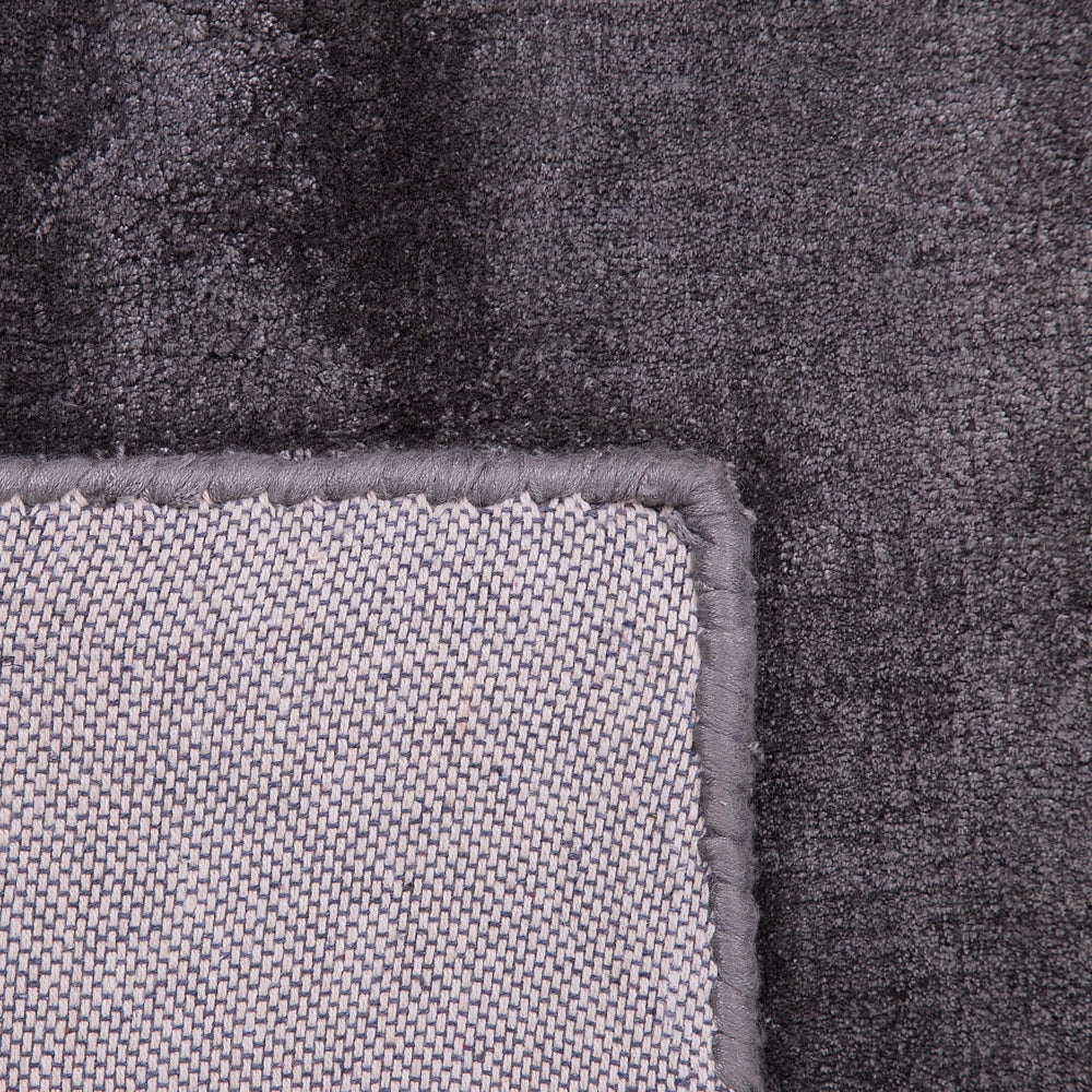 Tappeto in viscosa grigio scuro 80 x 150 cm a pelo corto capitonné moderno