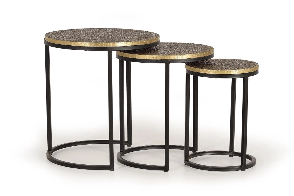 Set di 3 tavolini impilabili con base in metallo e piano in ottone