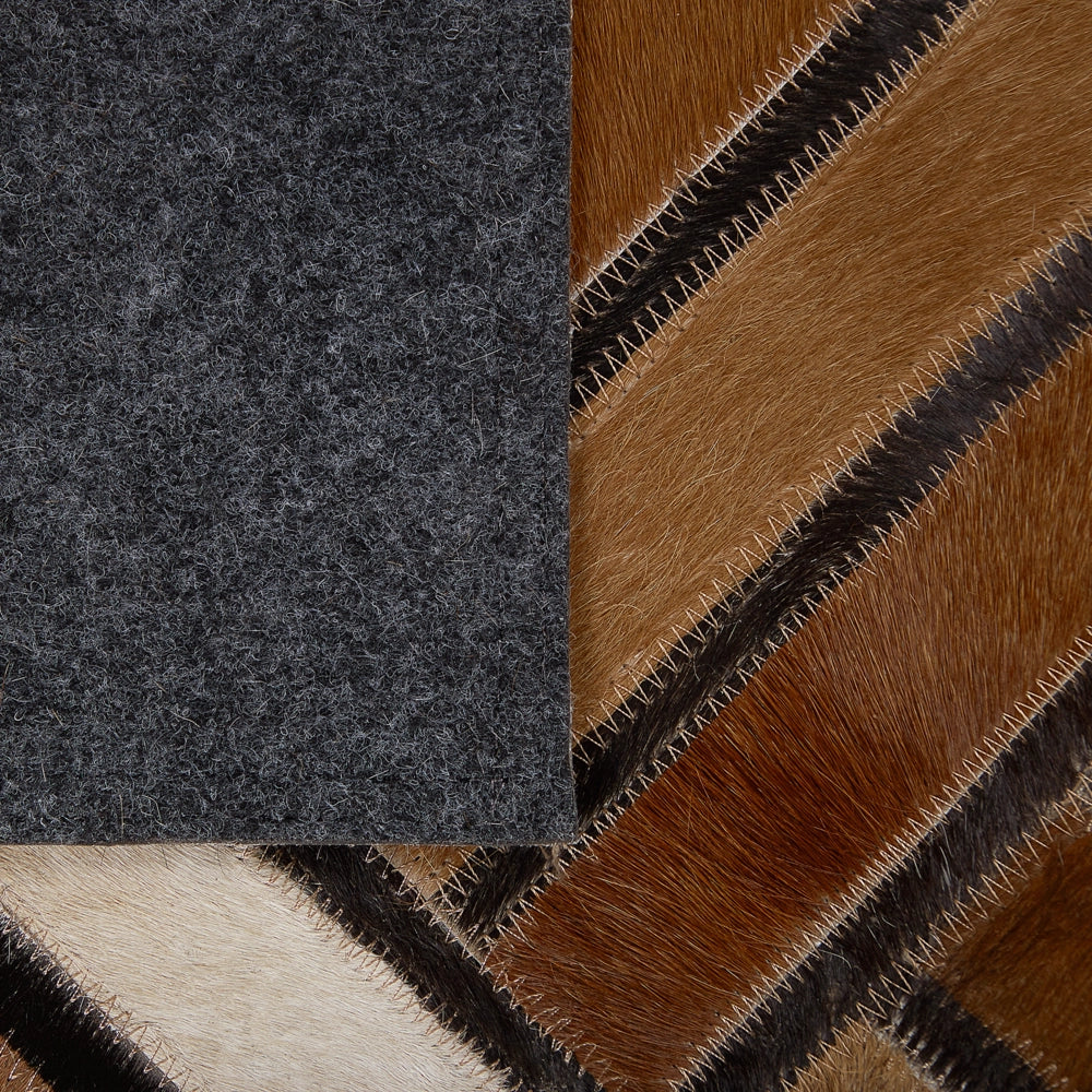 Tappeto in pelle di vacchetta Patchwork in pelle marrone motivo geometrico a rombi 140 x 200 cm