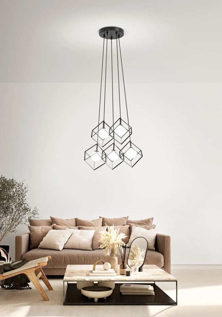 Sospensione in metallo colore nero Cube 5 luci attacco G9 d.55cm
