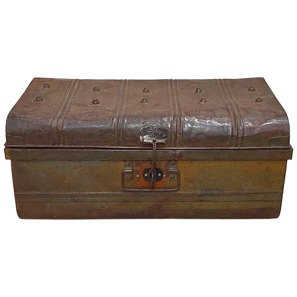 Valigia artigianale in metallo, 67x37x25h cm