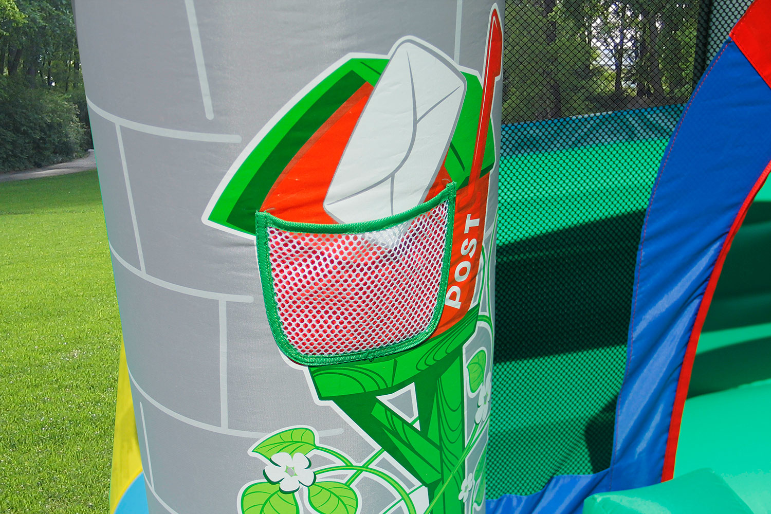 Castello Gonfiabile per Bambini Little Village 300x280x215 cm Portata Massima 135 kg