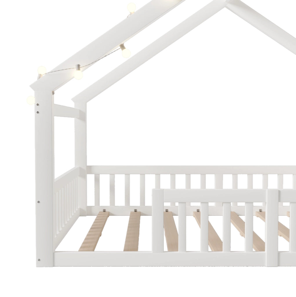 Letto per bambini a casetta 140x190 cm bianco con sponde