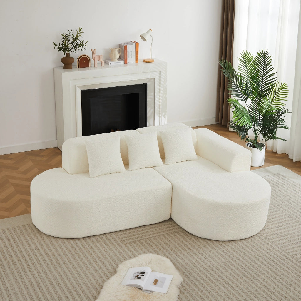 Divano angolare con chaise longue a destra e 3 cuscini schienale, design arrotondato in ciniglia beige