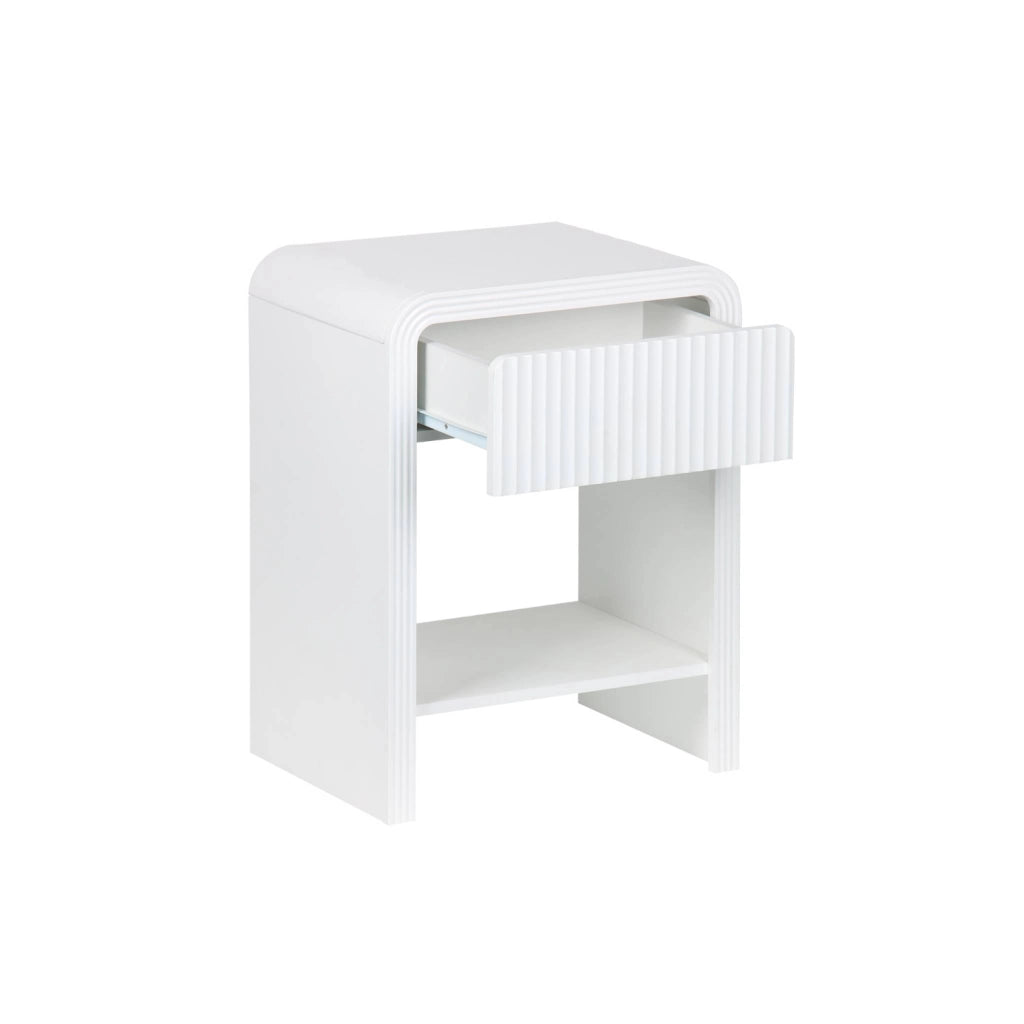 Comodino effetto legno scanalato 1 cassetto, 1 ripiano, bianco