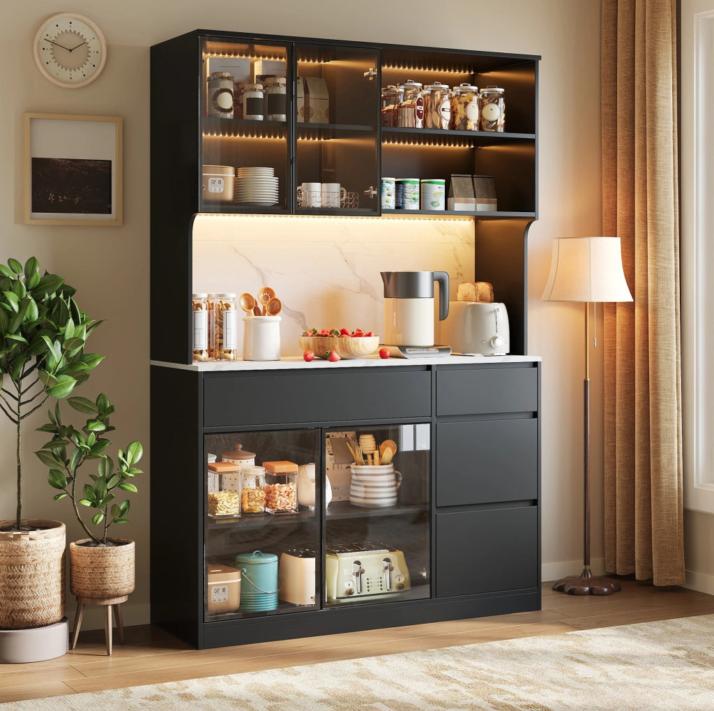 Mobile alto in MDF nero e bianco con LED; elementi in vetro e finitura effetto marmo