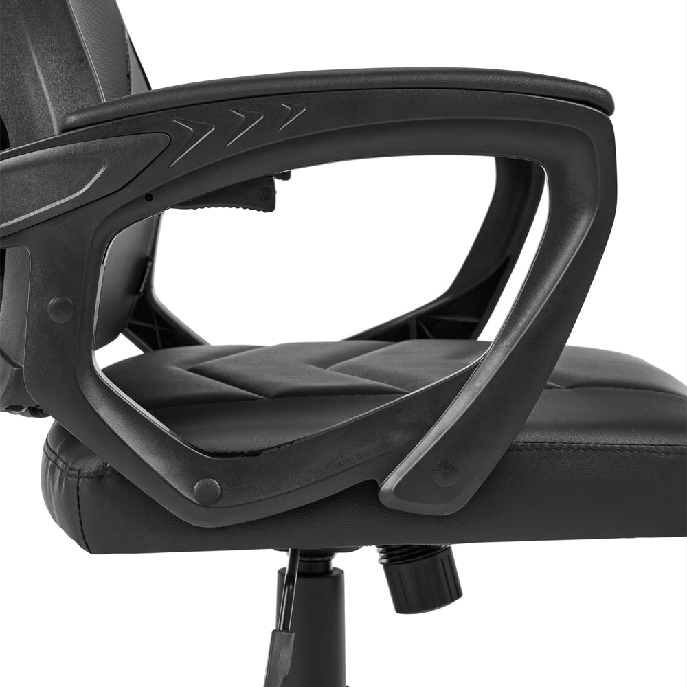 Sedia da ufficio in ecopelle nero regolazione in altezza con pistone a gas, funzione di inclinazione, rotazione a 360°, schienale e braccioli regolabili