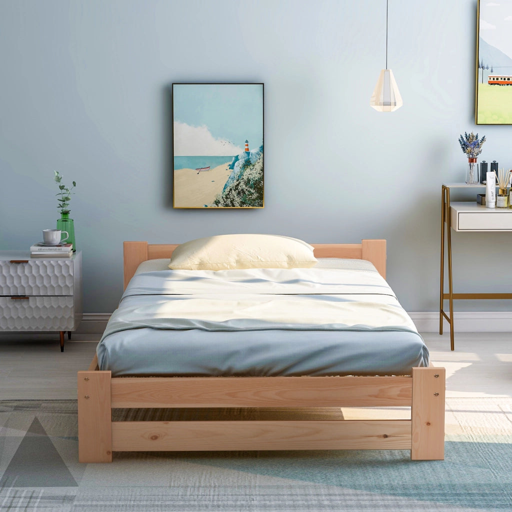 Letto singolo 90x200 cm in legno massello di pino; colore naturale