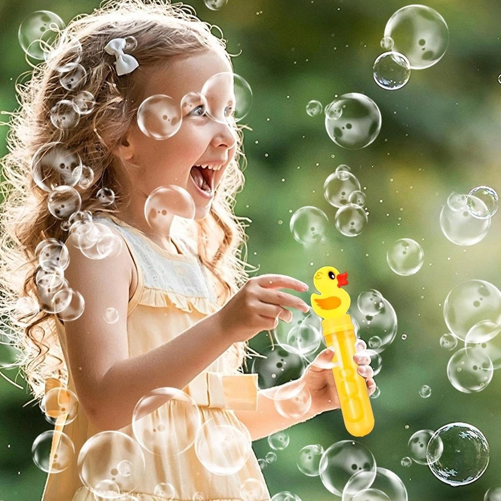 Trade Shop - Set 6 Pz Tubo Per Bolle Di Sapone Con Anatra Bacchetta Da 35 Ml Per Bambini 6560285 -