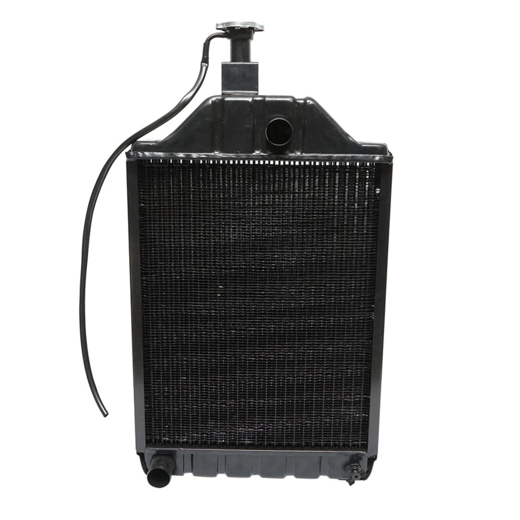 Radiatore acqua per motore Massey Ferguson Perkins codice OEM 885579M93, 885580M3, 885411M93, 897358M4, 885579M92, 885579M93 Breckner Germany