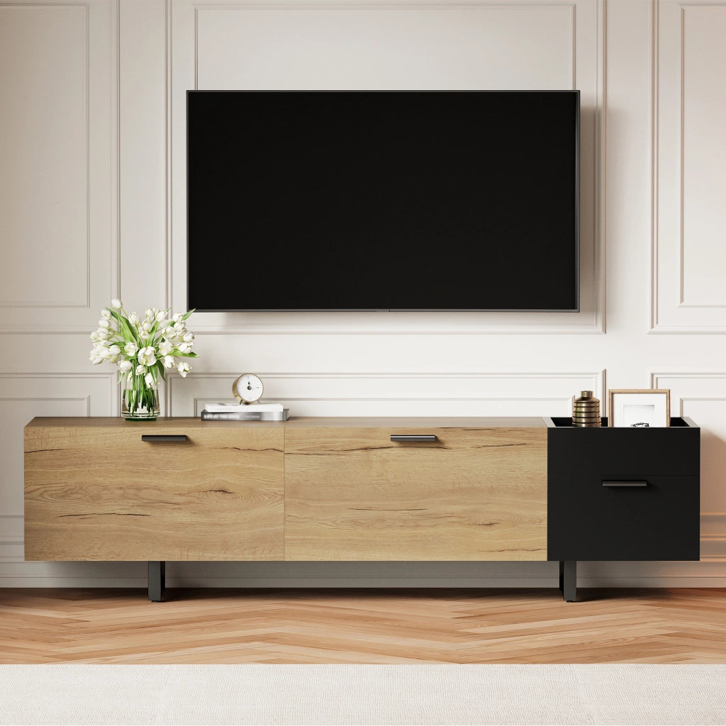 Mobile TV moderno in legno naturale e nero con ripiani aperti e cassetti, 180 cm