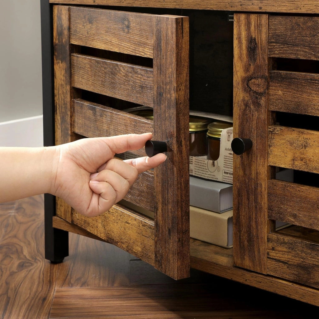 VASAGLE Libreria, Mobile portaoggetti in stile industriale, con 3 ripiani e 2 ante a battente, per soggiorno, ufficio, camera da letto, 70 x 30 x 121,5 cm, multifunzione, vintage LSC75BX