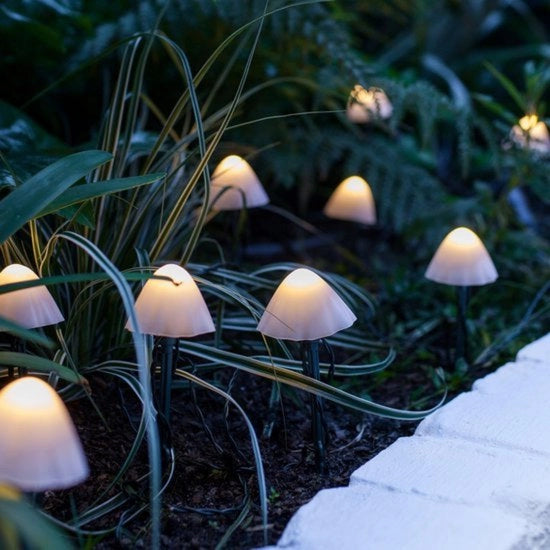 Set di 12 Mini Padini Solari LED per Giardino IP44 Impermeabile per Piazzale e Esterno - A++
