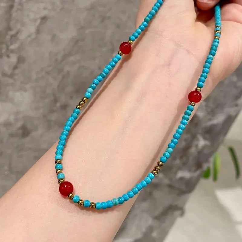 Collana con perline di cristallo verde: gioiello in pietra naturale fatto a mano